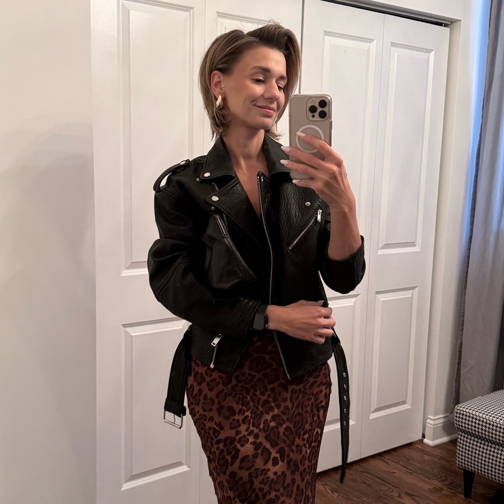 Meet your Posher, Anastasia
